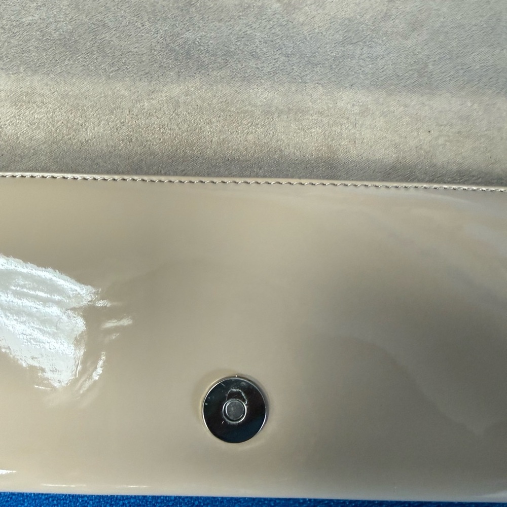 Aldo Clutch Nude Patent Leather with Silver Accent NWT - Picture 8 of 10